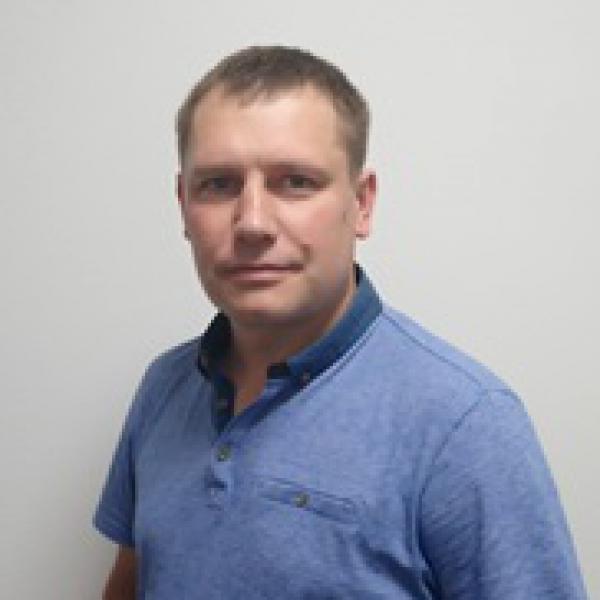 Кныш Роман